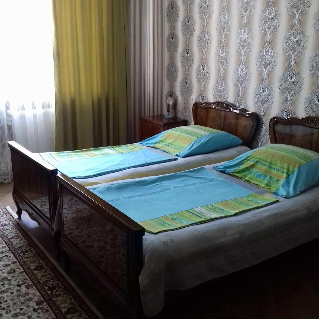 Hotel Family Hotel Chiatura 外观 照片
